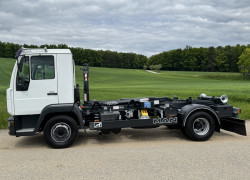 MAN LE 12.220 - nosič kontejneru CTS