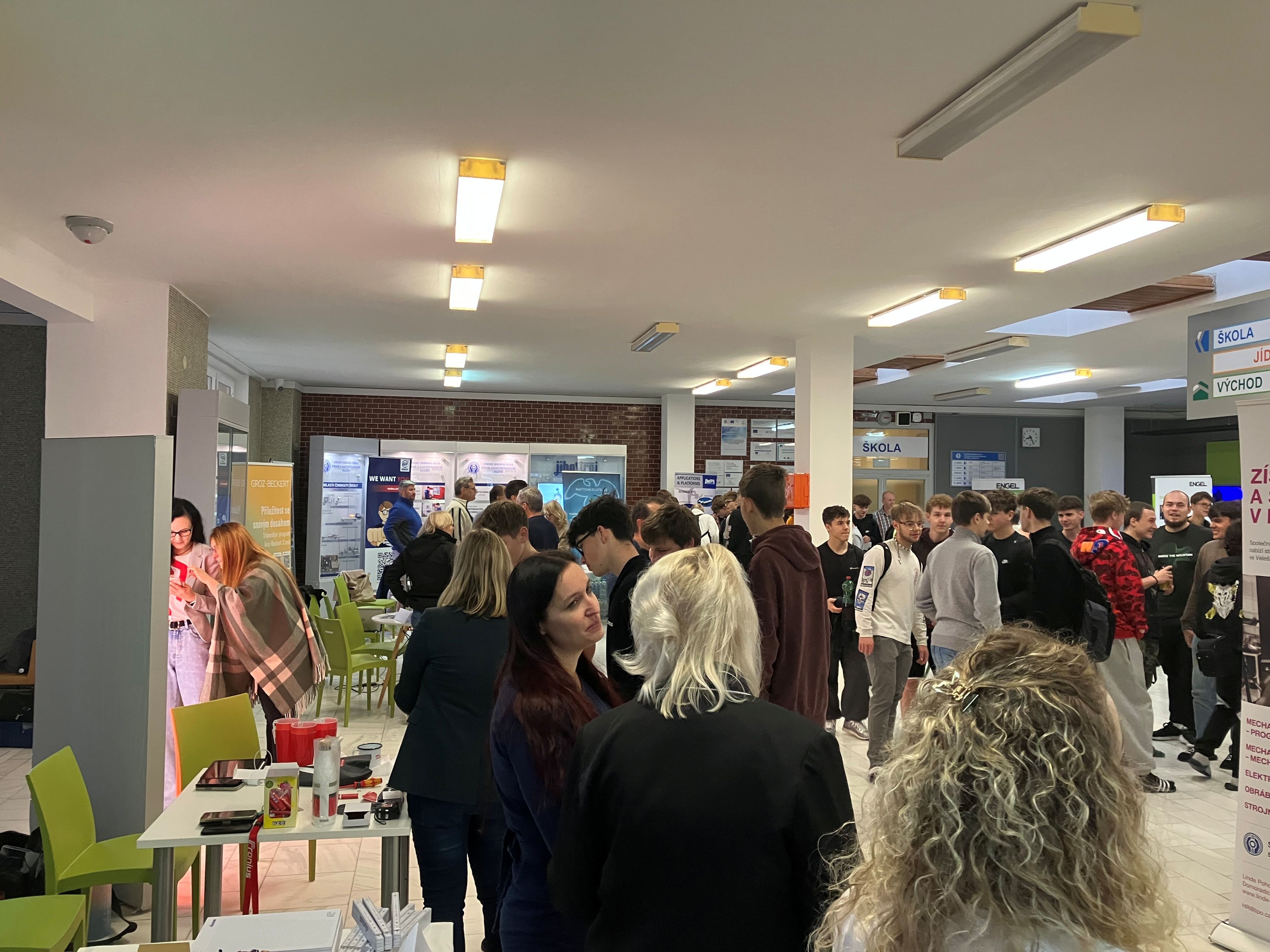 Job Day & Hrdinové řemesla