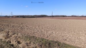 Prodej pozemku pro komerční využití o výměře 3480 m2 v k.ú. Hůry, okres České Budějovice