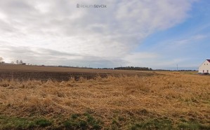 Prodej stavebního pozemku 2100 m2 v obci Příbraz, okres Jindřichův Hradec