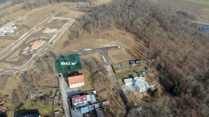Prodej stavebního pozemku 1042 m2 v Hluboké nad Vltavou