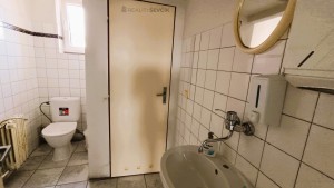 Prodej administrativní budovy s pozemkem – České Budějovice, Hlinská 415/23