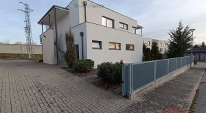 Prodej bytu 2+kk se zahradou, terasa 25 m², parkování pro 2 vozy – Hluboká nad Vltavou, Ječná ulice