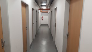 Byt 2+kk se zahradou 59 m², terasou a garážovým stáním v uzavřené Rezidenci Libuš, Praha 4
