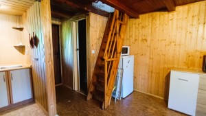 Prodej dřevěné chaty na soutoku Malše a Stropnice s vlastním pozemkem 553 m2