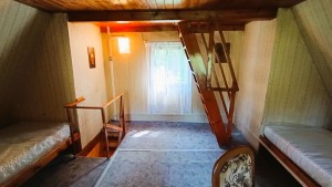 Prodej dřevěné chaty na soutoku Malše a Stropnice s vlastním pozemkem 553 m2