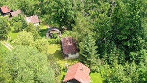 Prodej dřevěné chaty na soutoku Malše a Stropnice s vlastním pozemkem 553 m2