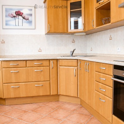 Pronájem bytu 2+1 s balkonem, 61,5 m² – Loucká, České Budějovice