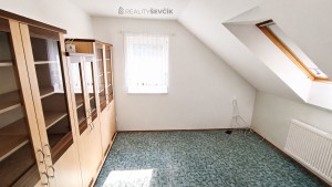 Prodej nadstandardního rodinného domu 5+1 s jídelnou, garáží, bazénem - Jabloňová, České Budějovice