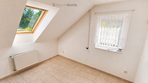 Prodej nadstandardního rodinného domu 5+1 s jídelnou, garáží, bazénem - Jabloňová, České Budějovice