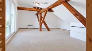 Prodej mezonetového bytu 5+1, 165 m², terasa 20 m² – České Budějovice
