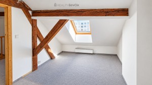 Prodej mezonetového bytu 5+1, 165 m², terasa 20 m² – České Budějovice