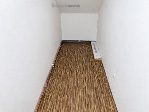 Pronájem bytu 2+kk, 60 m2 v ul. Nádražní ve Zlivi