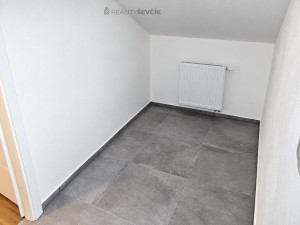 Pronájem bytu 2+kk, 60 m2 v ul. Nádražní ve Zlivi