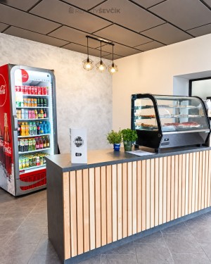 Pronájem komerčního prostoru 57 m², Pražská 7, Mariánské náměstí, České Budějovice
