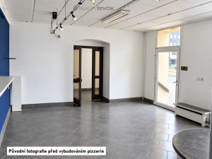 Pronájem komerčního prostoru 57 m², Pražská 7, Mariánské náměstí, České Budějovice