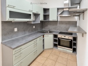 Pronájem bytu 2+kk, 54 m², balkon 12,6 m², garážové stání – České Budějovice, Plavská