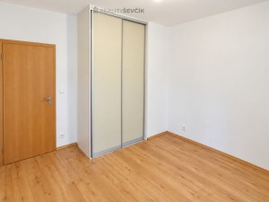 Pronájem bytu 2+kk, 54 m², balkon 12,6 m², garážové stání – České Budějovice, Plavská