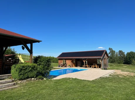 Lake House Hůrka | WaeFoo.com