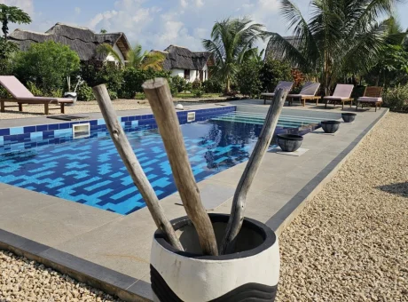 Zaria Bungalows | WaeFoo.com