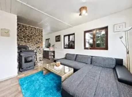 House Veronika | WaeFoo.com