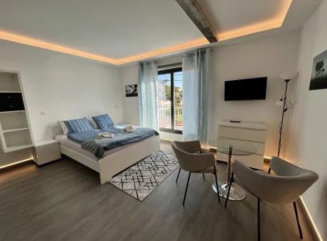 Scirocco your home in Madeira | WaeFoo.com
