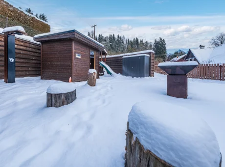 Roubenka50 | WaeFoo.com