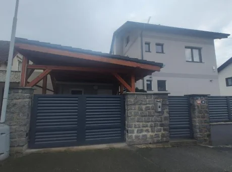 Vu's Home: Rodinné Apartmány v Modřanech | WaeFoo.com