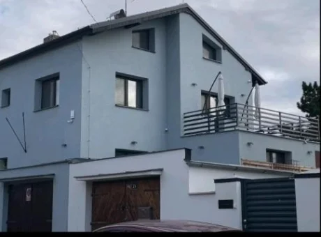 Vu's Home: Rodinné Apartmány v Modřanech | WaeFoo.com