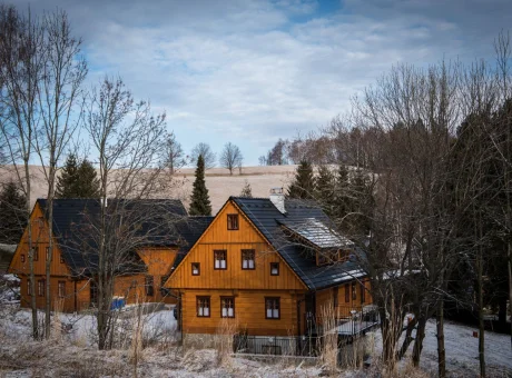 Roubenka u sjezdovky | WaeFoo.com