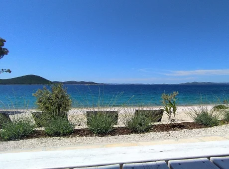 Buqez ECO Resort – luxusní bungalovy přímo na pláži | WaeFoo.com