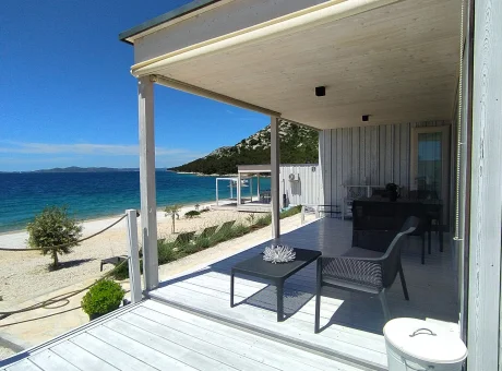 Buqez ECO Resort – luxusní bungalovy přímo na pláži | WaeFoo.com