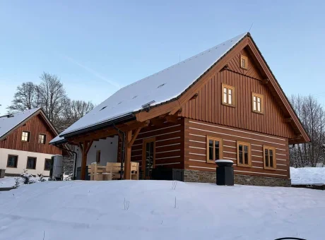 Roubenka Vanedi | WaeFoo.com