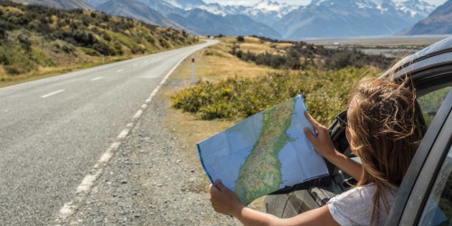 Zrušili vám let? Objevte Evropu bez stresu a vyrazte autem